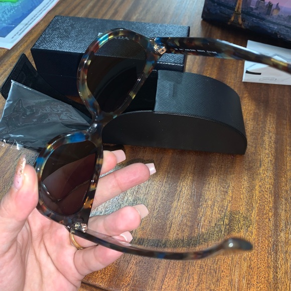 New in Box! Prada Cat Eye Sunglasses (brown/blue) - Picture 10 of 16
